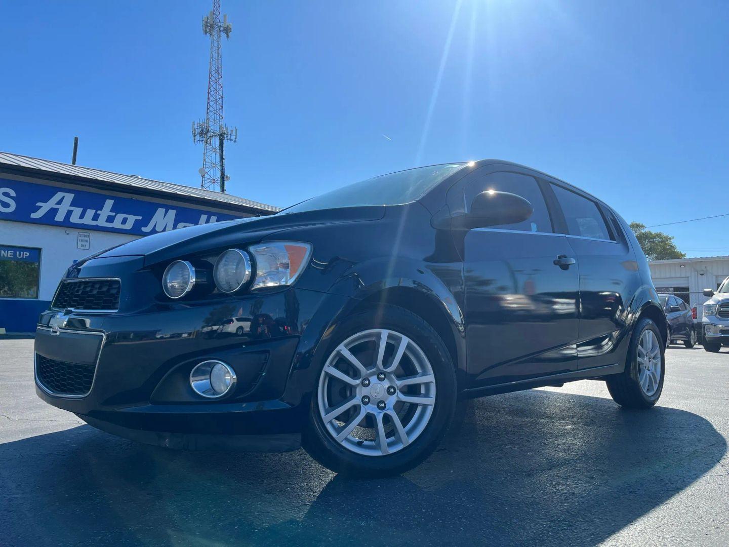 Chevrolet Sonic Lt - Thumbnail 3