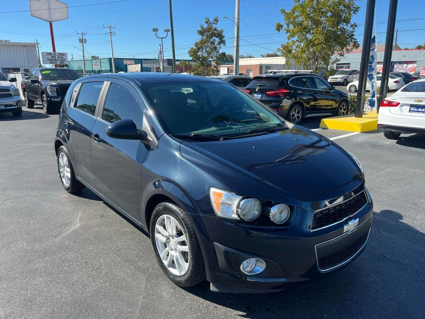 Chevrolet Sonic Lt - Thumbnail 6