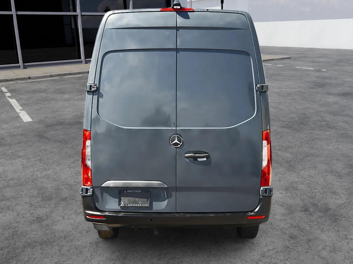 Mercedes-Benz Sprinter 2500 Cargo - Thumbnail 6