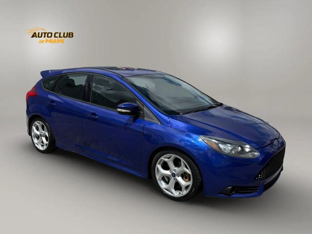 Ford Focus St - Thumbnail 10