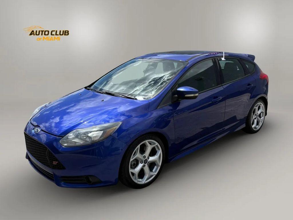 Ford Focus St - Thumbnail 3