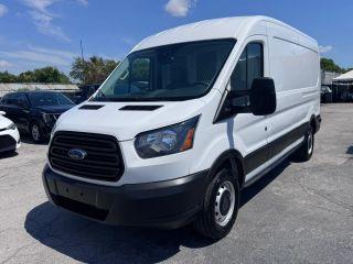 Ford Transit 150 Van - Thumbnail 8