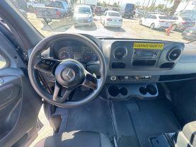 Mercedes-Benz Sprinter 2500 Crew - Thumbnail 11