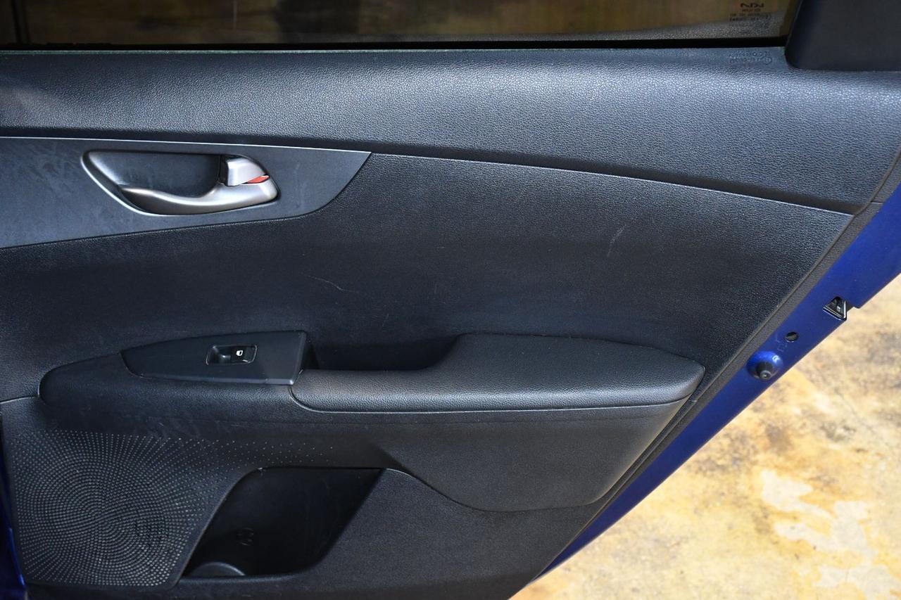 Kia Forte - Thumbnail 20