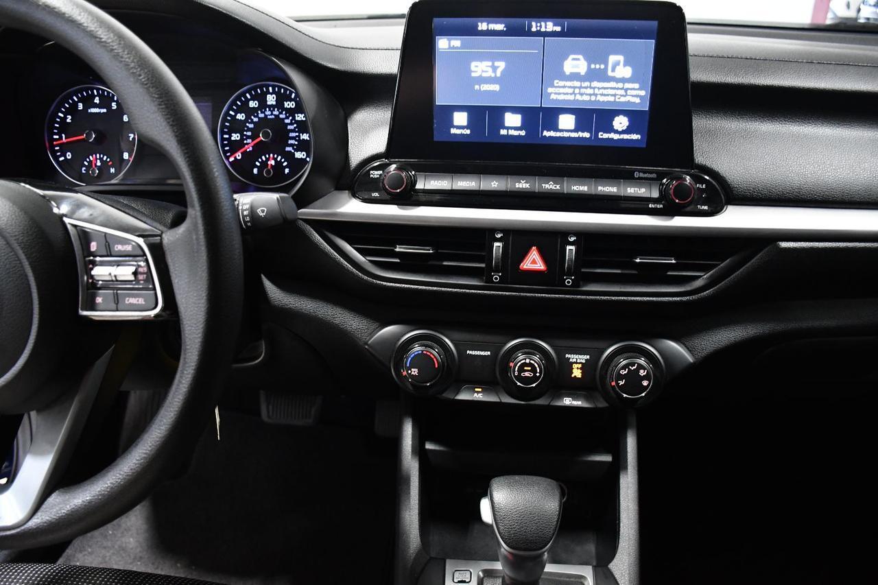 Kia Forte - Thumbnail 11