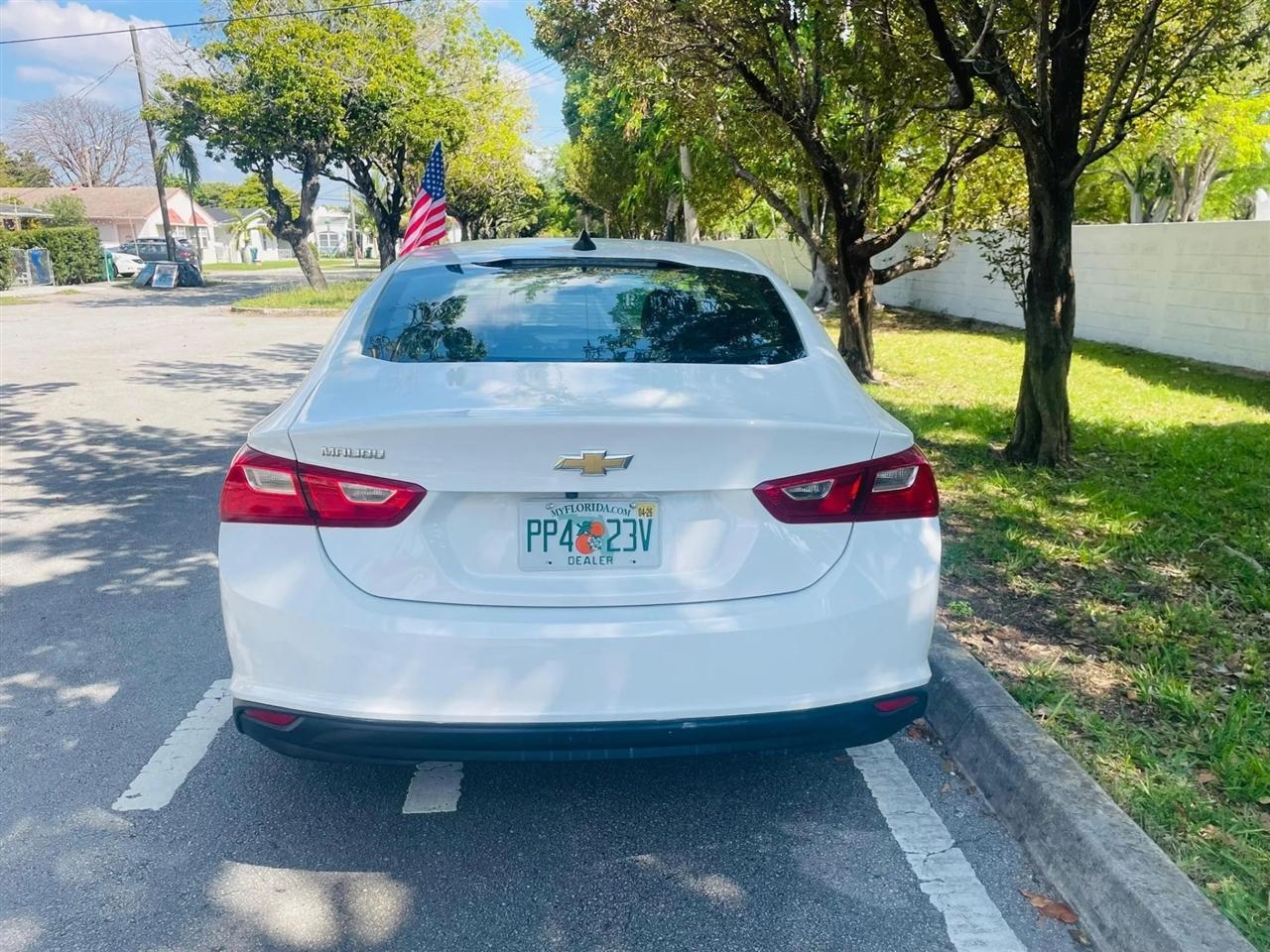 Chevrolet Malibu - Thumbnail 5