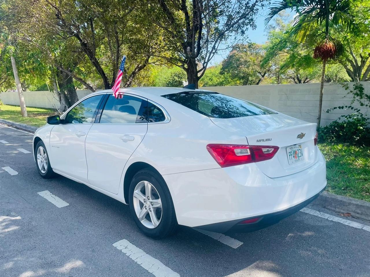 Chevrolet Malibu - Thumbnail 4