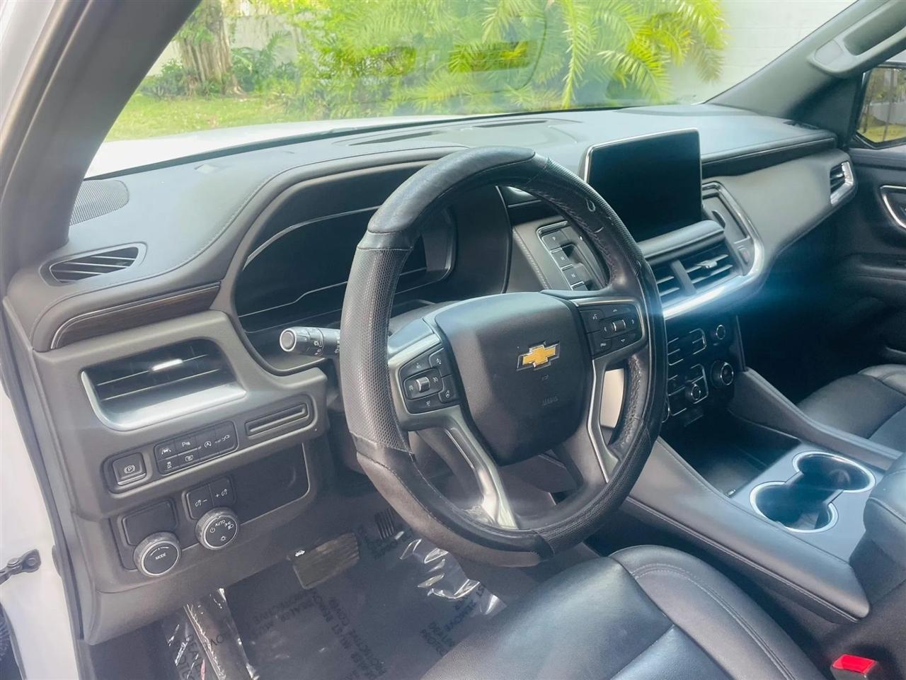 Chevrolet Tahoe - Thumbnail 12