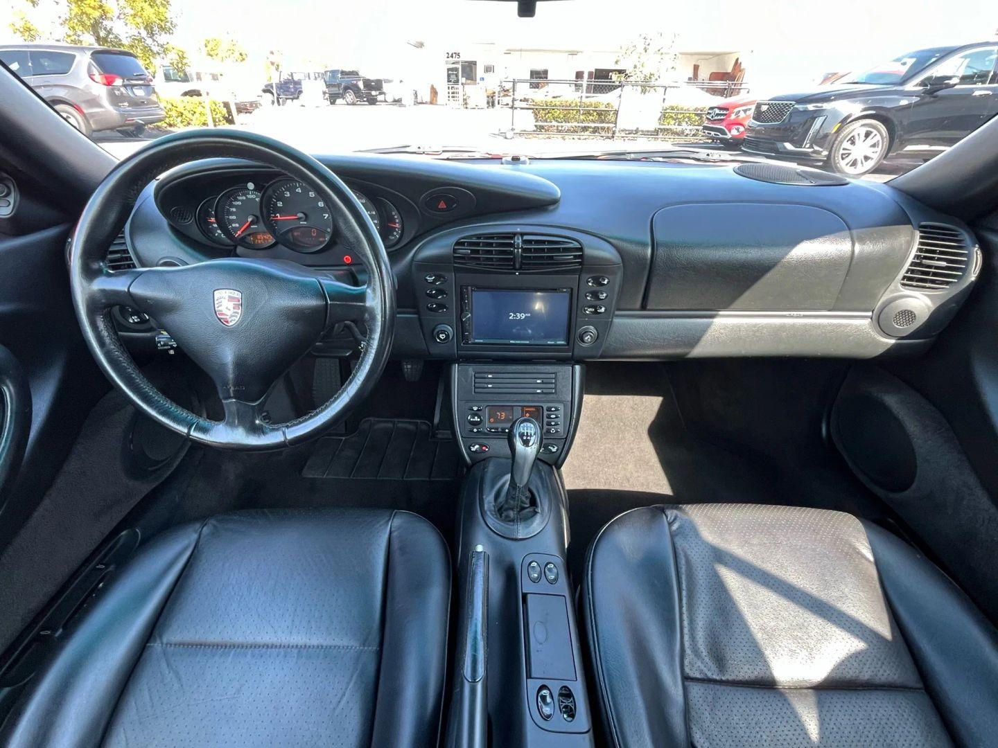 Porsche 911 Carrera - Thumbnail 17