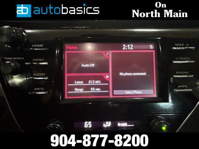 Toyota Camry - Thumbnail 16