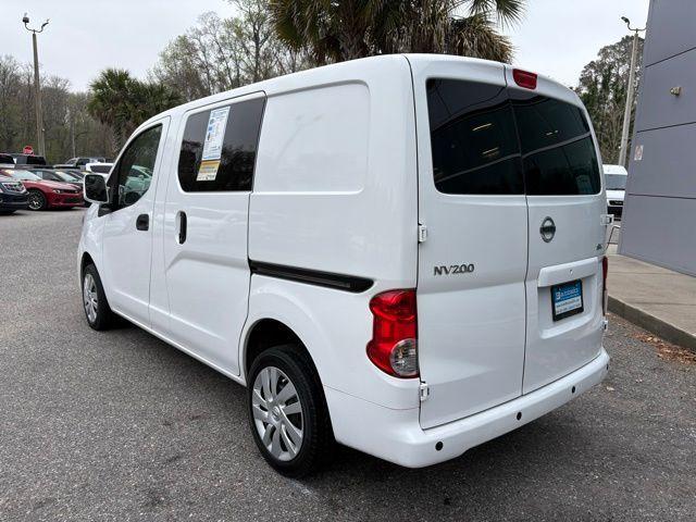 Nissan NV200 - Thumbnail 3