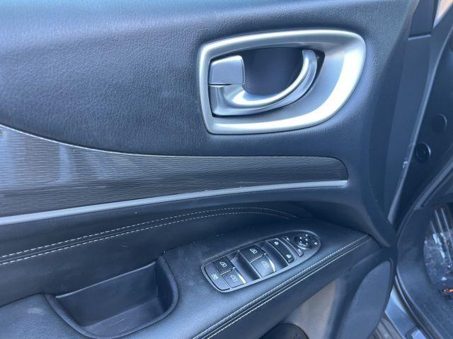 Infiniti QX60 - Thumbnail 20