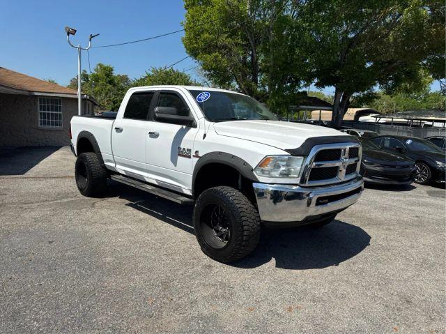 RAM 2500 CREW CAB - Thumbnail 3