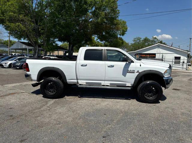 RAM 2500 CREW CAB - Thumbnail 4