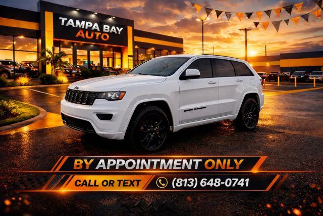 JEEP GRAND CHEROKEE - View 1