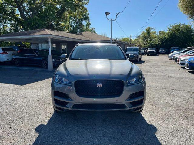 JAGUAR F-PACE - Thumbnail 2