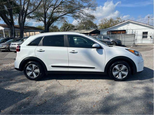 KIA NIRO - Thumbnail 4