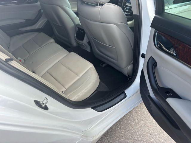 Cadillac CTS - Thumbnail 11