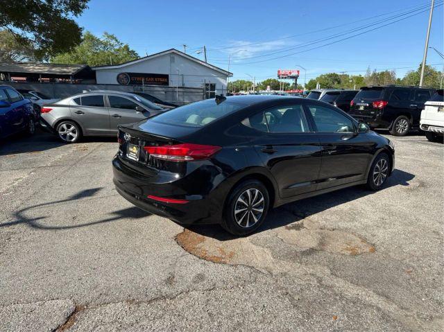 HYUNDAI ELANTRA - Thumbnail 5