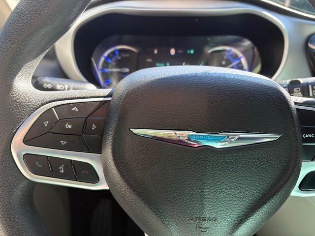 Chrysler Pacifica Hybrid - Thumbnail 18