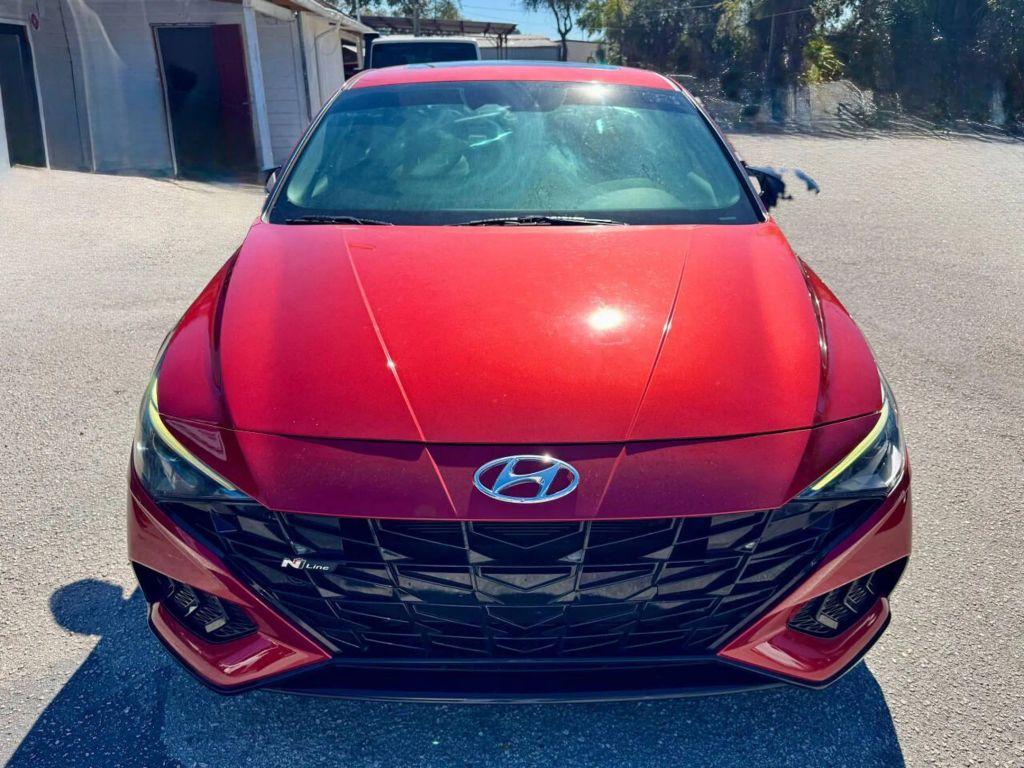 Hyundai Elantra - Thumbnail 14