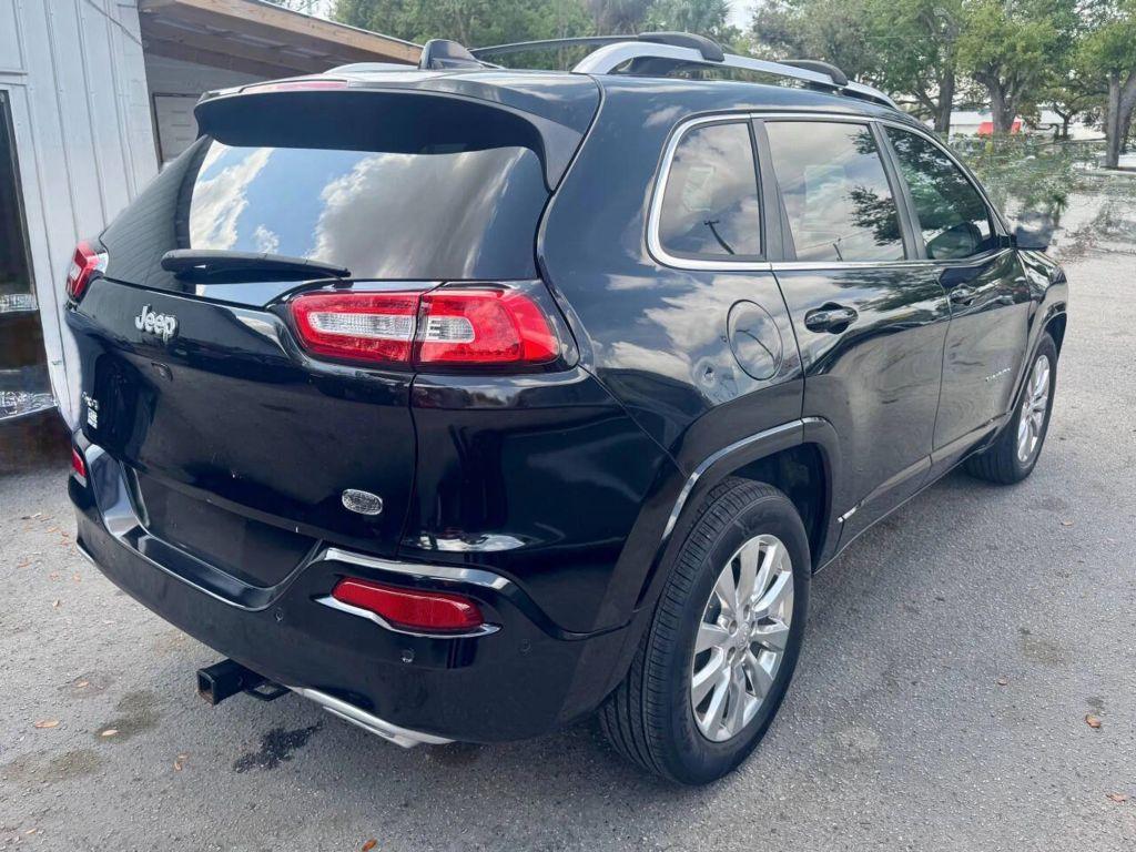 Jeep Cherokee - Thumbnail 11