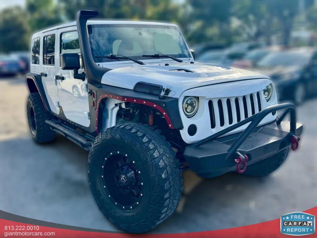 Jeep Wrangler - Thumbnail 9
