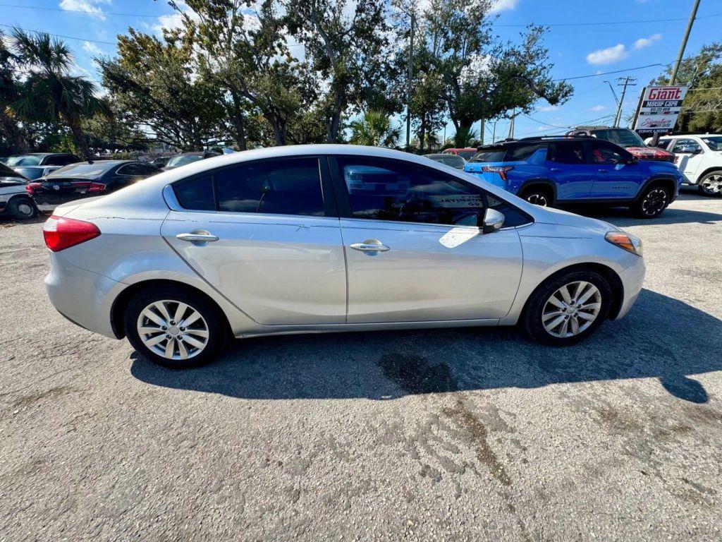 Kia Forte - Thumbnail 20