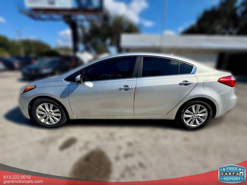 Kia Forte - Thumbnail 14