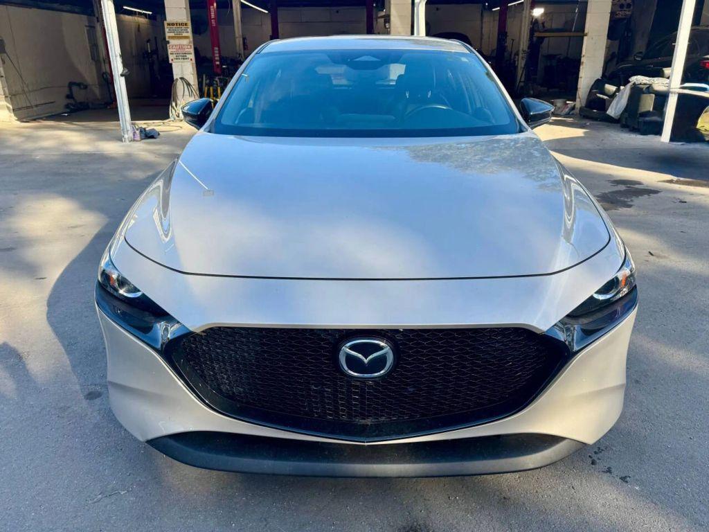 Mazda Mazda3 - Thumbnail 14