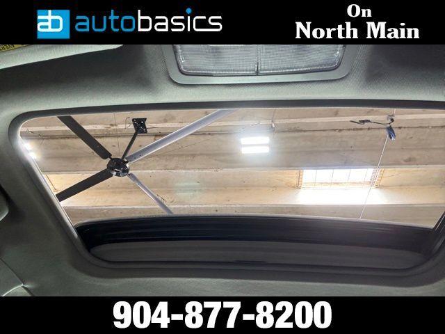 Toyota Camry - Thumbnail 19