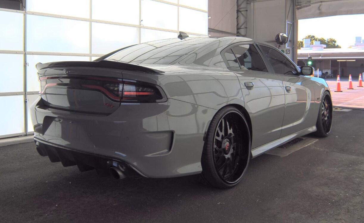 Dodge Charger Scat Pack - Thumbnail 10