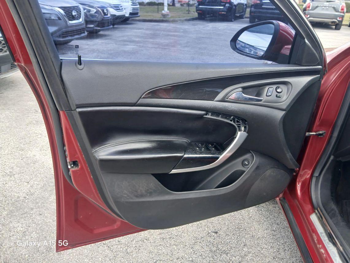 Buick Regal - Thumbnail 10