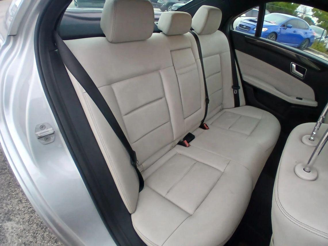 Mercedes-Benz E-Class - Thumbnail 14