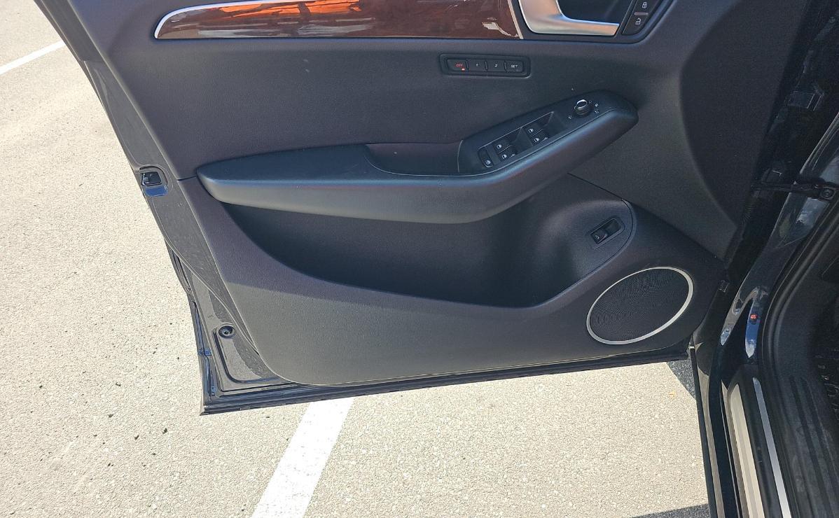 Audi Q5Premium Plus - Thumbnail 9