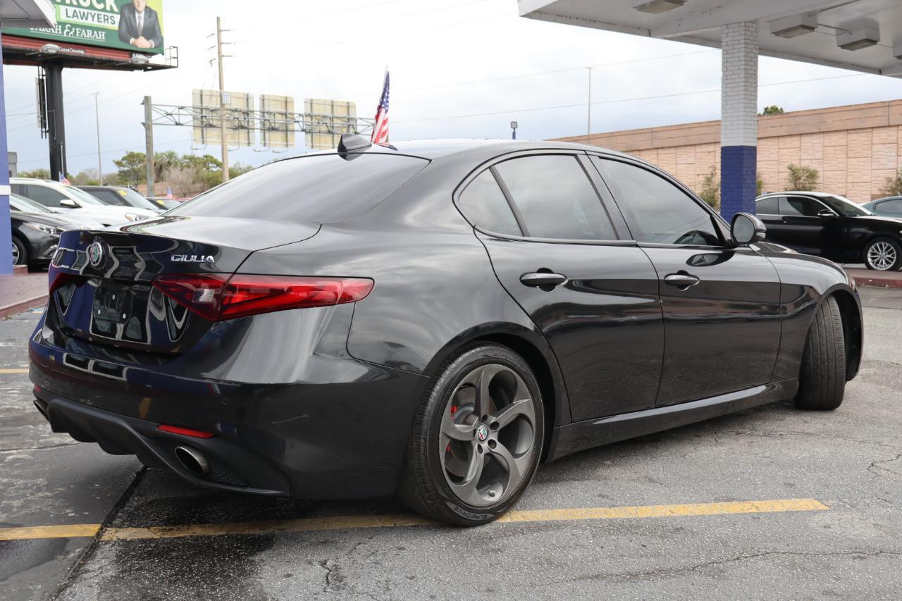Alfa Romeo Giuliarwd - Thumbnail 3