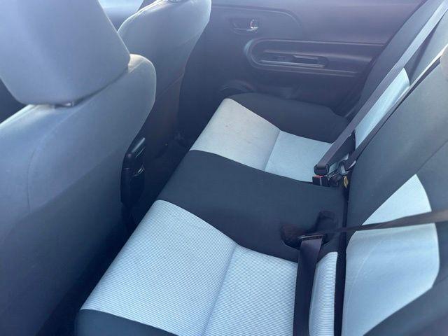 Toyota Prius c - Thumbnail 20