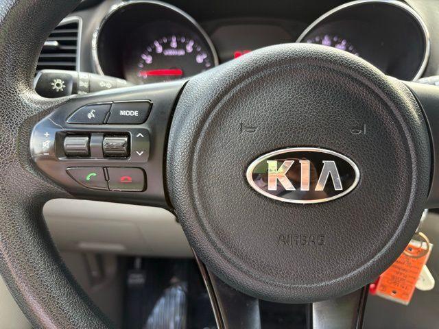 Kia Sedona - Thumbnail 17