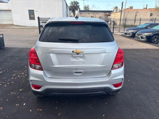 Chevrolet Trax - Thumbnail 4