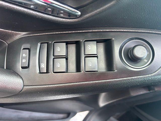 Chevrolet Trax - Thumbnail 20