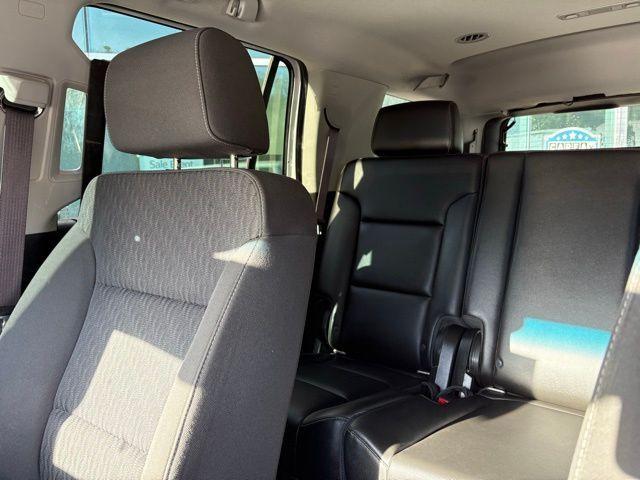 Chevrolet Tahoe - Thumbnail 16