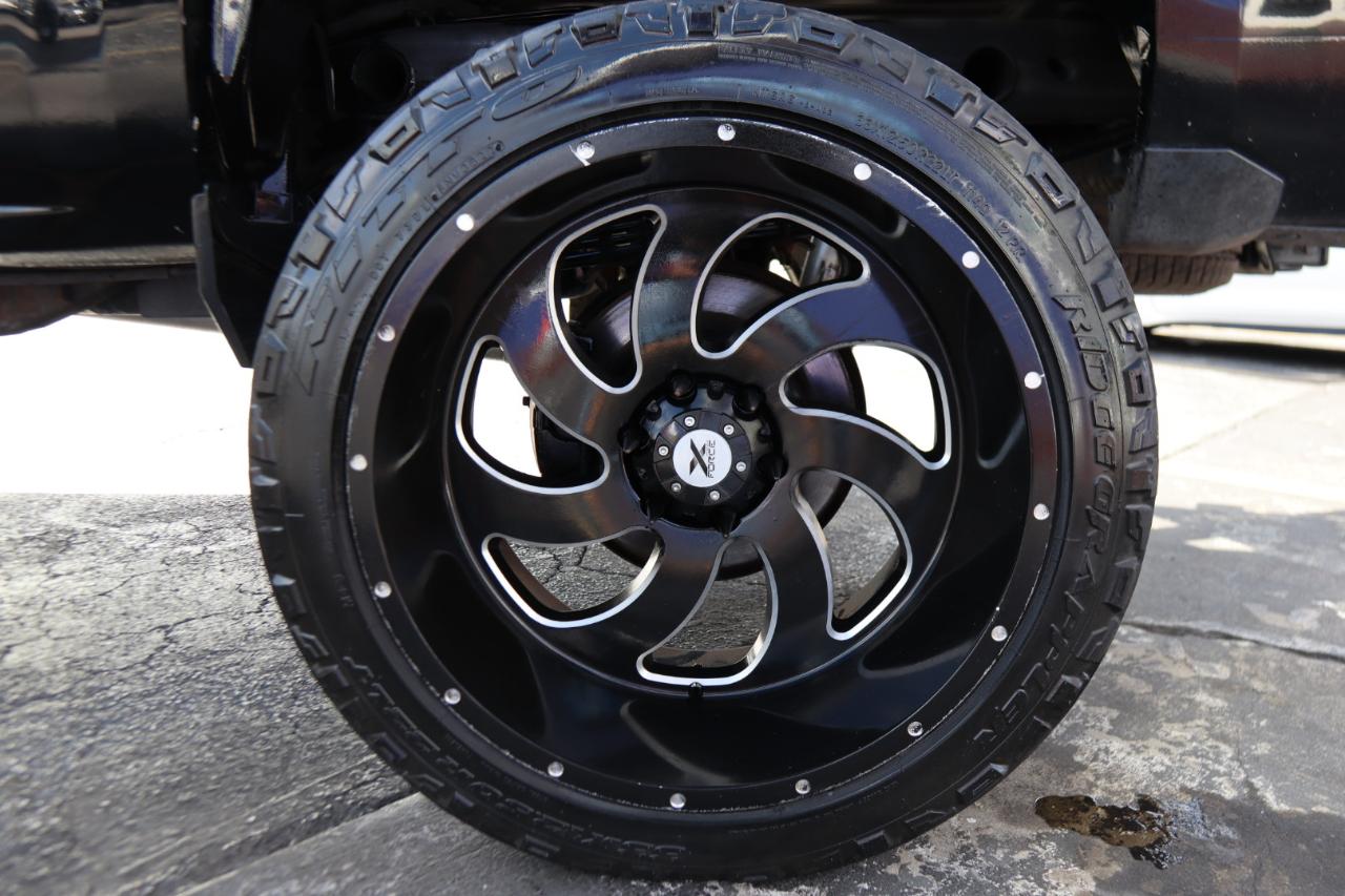 Chevrolet Silverado 15002Wd Double Cab 143.5" Work Truck - Thumbnail 17