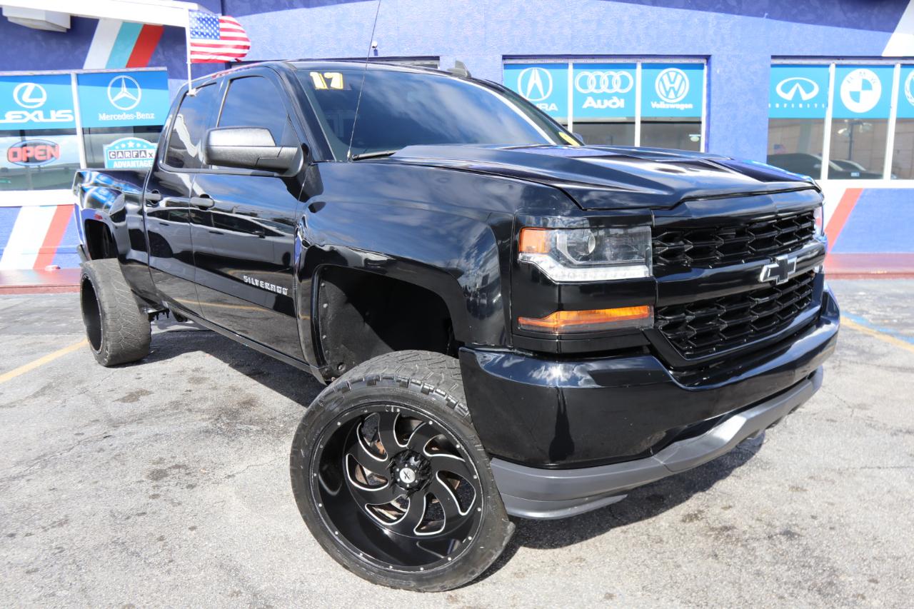 Chevrolet Silverado 15002Wd Double Cab 143.5" Work Truck - Thumbnail 2