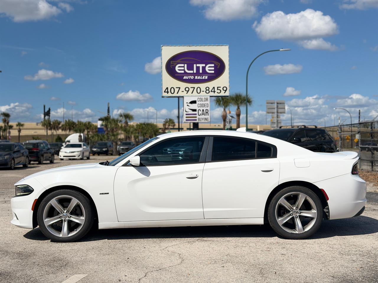 Dodge Chargerr/T - Thumbnail 3