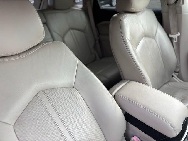 Cadillac SRX - Thumbnail 15