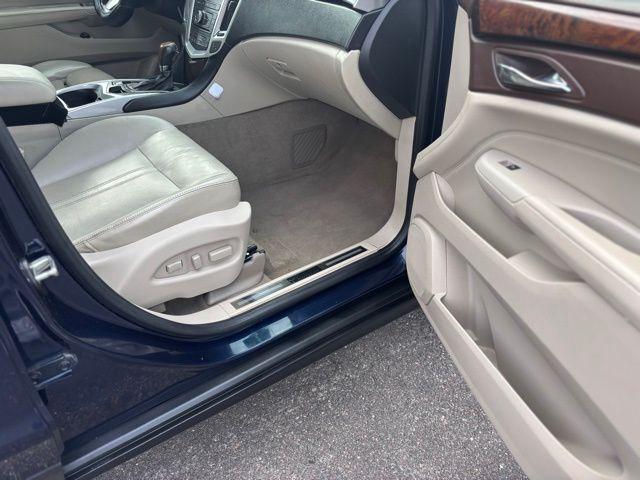 Cadillac SRX - Thumbnail 13