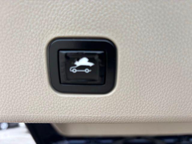 Cadillac SRX - Thumbnail 20