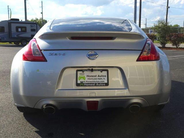 NISSAN 370Z - Thumbnail 5