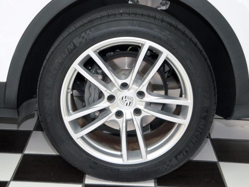 Porsche Cayenne S *1 Owner*Premium +*Park Assist*100K+ Msrp*17,800 Mi* - Thumbnail 11