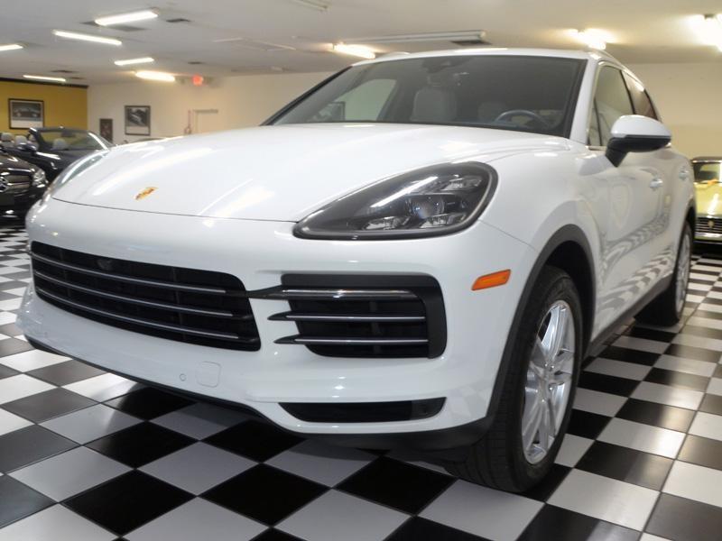 Porsche Cayenne S *1 Owner*Premium +*Park Assist*100K+ Msrp*17,800 Mi* - Thumbnail 5